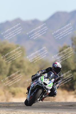 media/Nov-02-2025-CVMA (Sun) [[337aff29ab]]/Race 8-Formula Lightweight Twins Shootout/